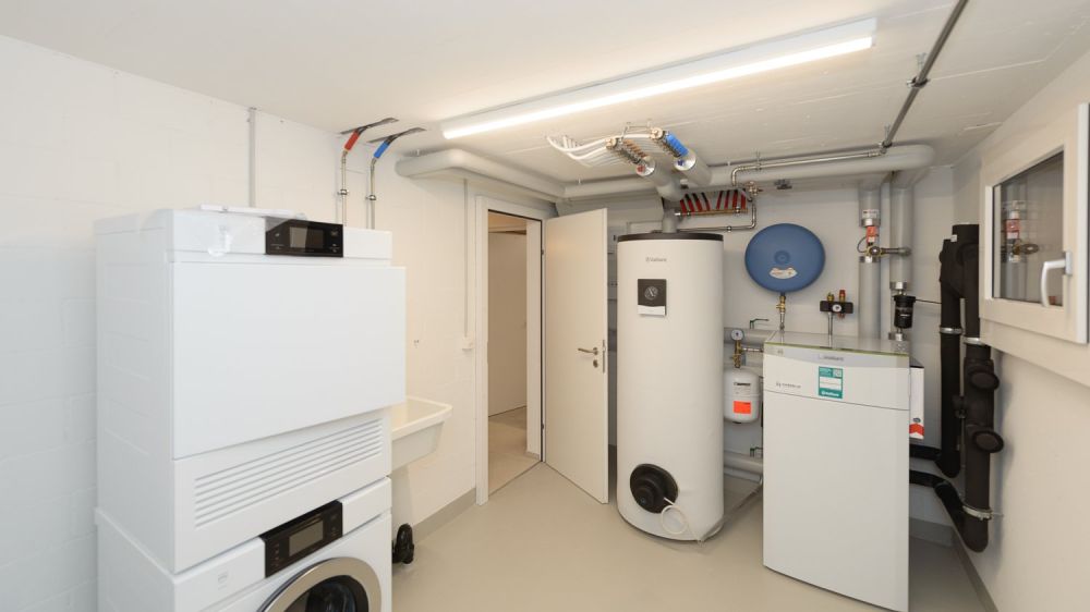 Neubau, nahezu energieautark - Freistehendes 5½-Zimmer Einfamilienhaus mit grossem Garten -  Bild 8