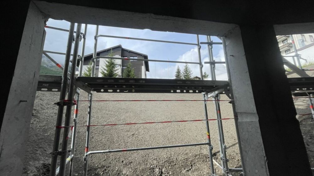Residence du Glacier an zentraler ruhiger Lage. T5. Die Aussicht aus dieser Sousterrainwohnung ist eingeschränkt. -  Bild 11