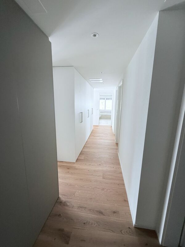 Einzigartige Wohnung mit alpinen Weitblick in Brig und grosser Sonnenterasse -  Bild 11