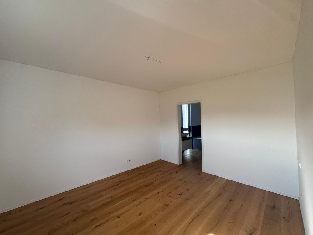 Nuova costruzione a San Pietro di Stabio: bifamiliare con spazio esterno privato - Bild 9