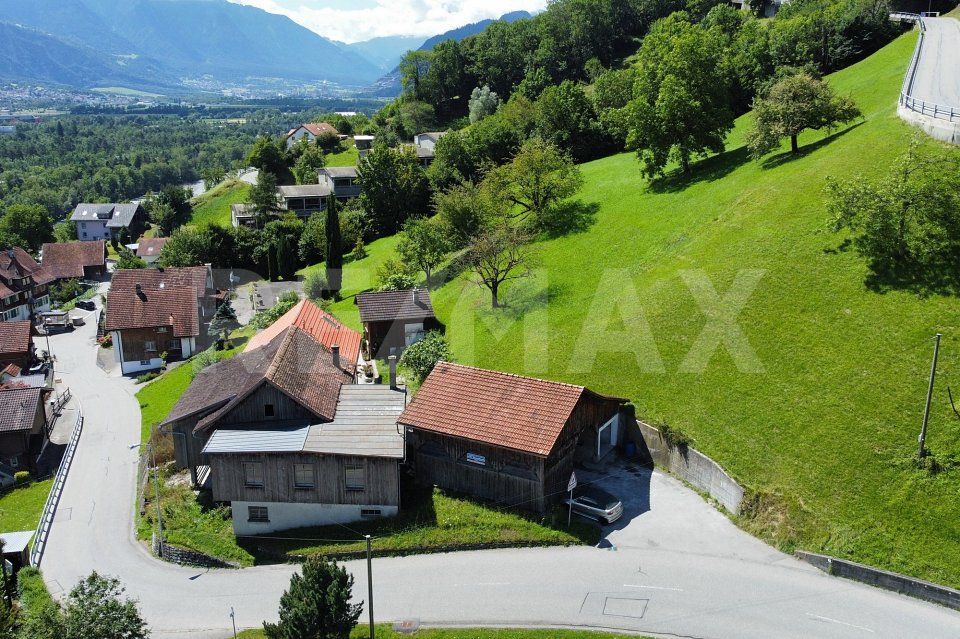 Einmalige Gelegenheit in Mastrils  Grosszügige 1781m² Parzelle mit vielseitigem Potenzial -  Bild 13