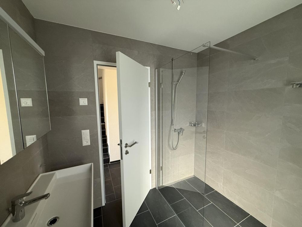Modernes 5.5-Zimmer-Reihenhaus in Oberneunforn – Minergie-zertifiziert -  Bild 9