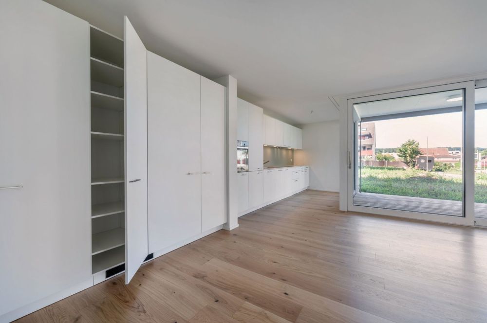 Wohnkomfort im Herzen von Frick - 2.5 Zimmer Wohnung sucht neue Mieter - Wohnzimmer
