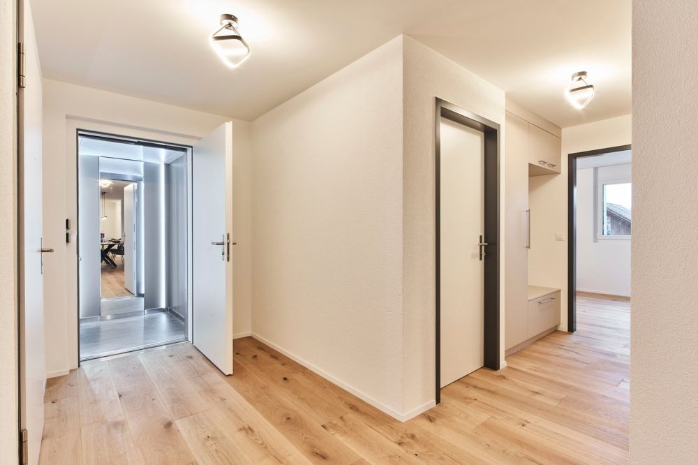 Letzte Obergeschosswohnung mit direktem Liftzugang & Einbauschränken -  Bild 8