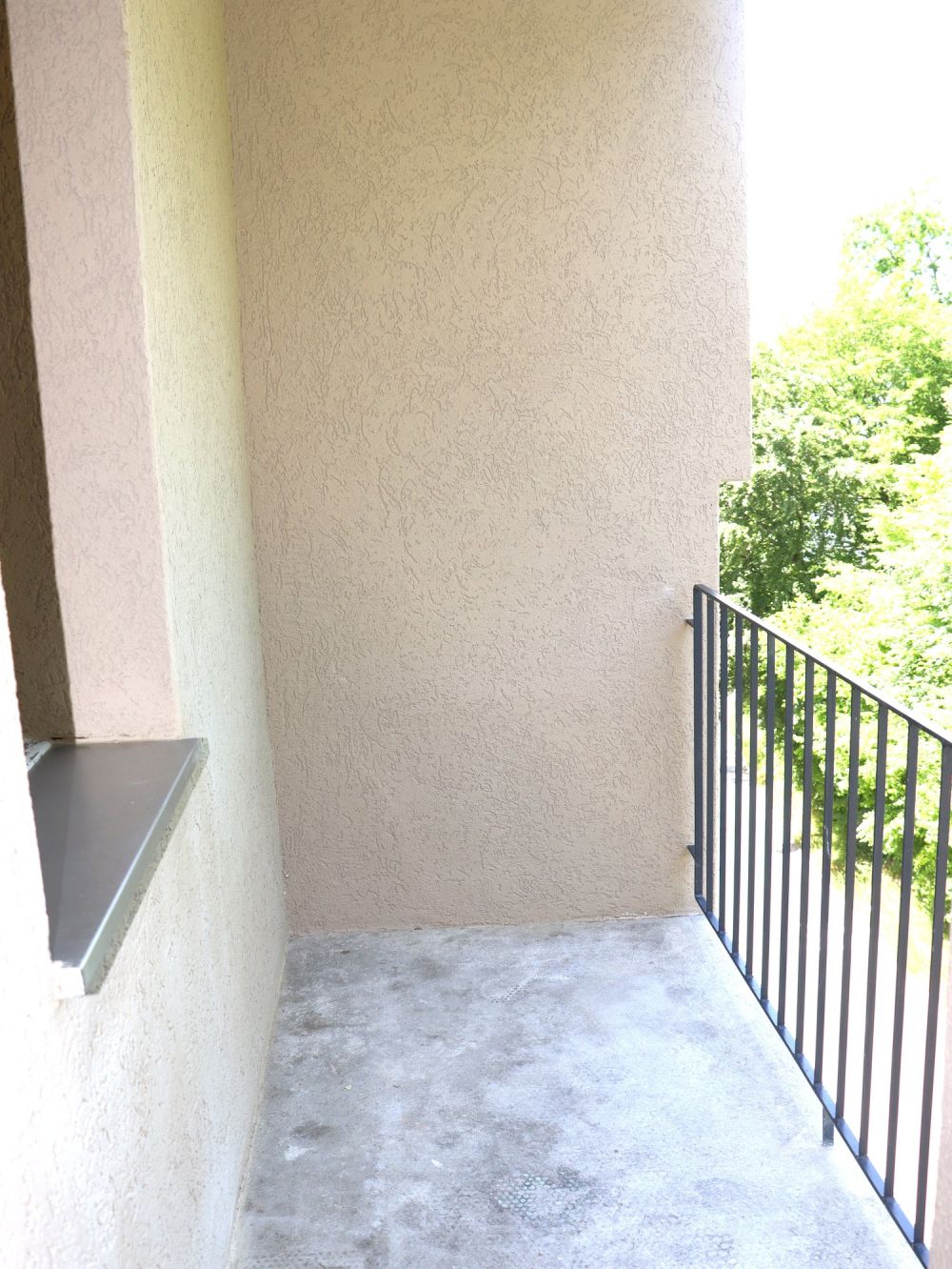 Erstvermietung nach Totalsanierung - grosszügige 3.5 Zi.-Wohnungen mit Balkon -  Bild 12