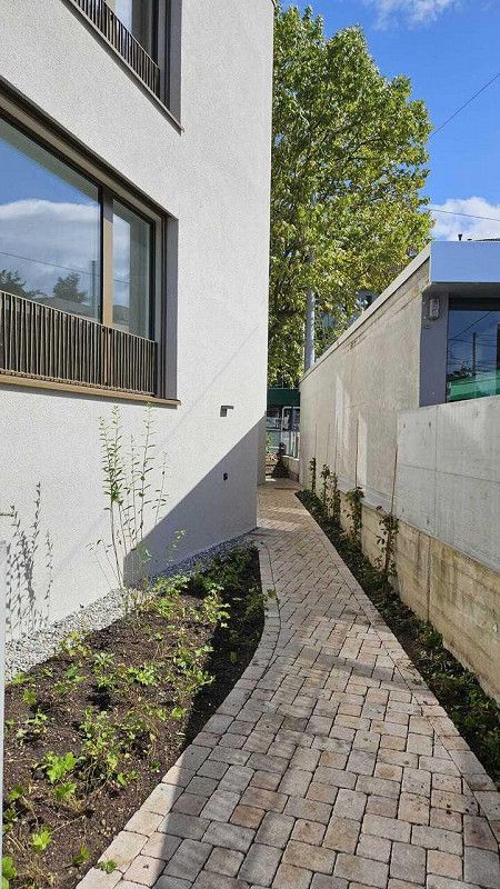 W03 - Moderne 5.5-Zi. Gartenwohnung, neben der Tramstation Riehen -  Bild 5