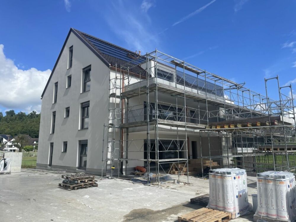 4 1/2-Zimmer-Wohnung im 1.+2. DG mit Balkon und Estrich - Bild 1