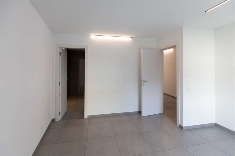 Bellinzona - Modernes Dachgeschoß mit großer Terrasse -  Bild 4
