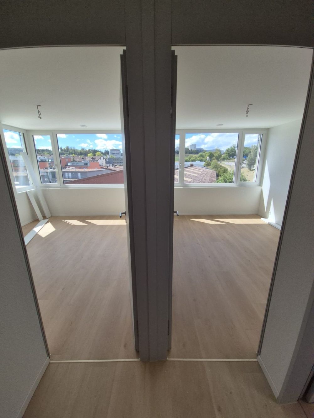 Exklusive Neubau 4.5 Zimmer Attikawohnung mit 2 Balkonen -  Bild 11