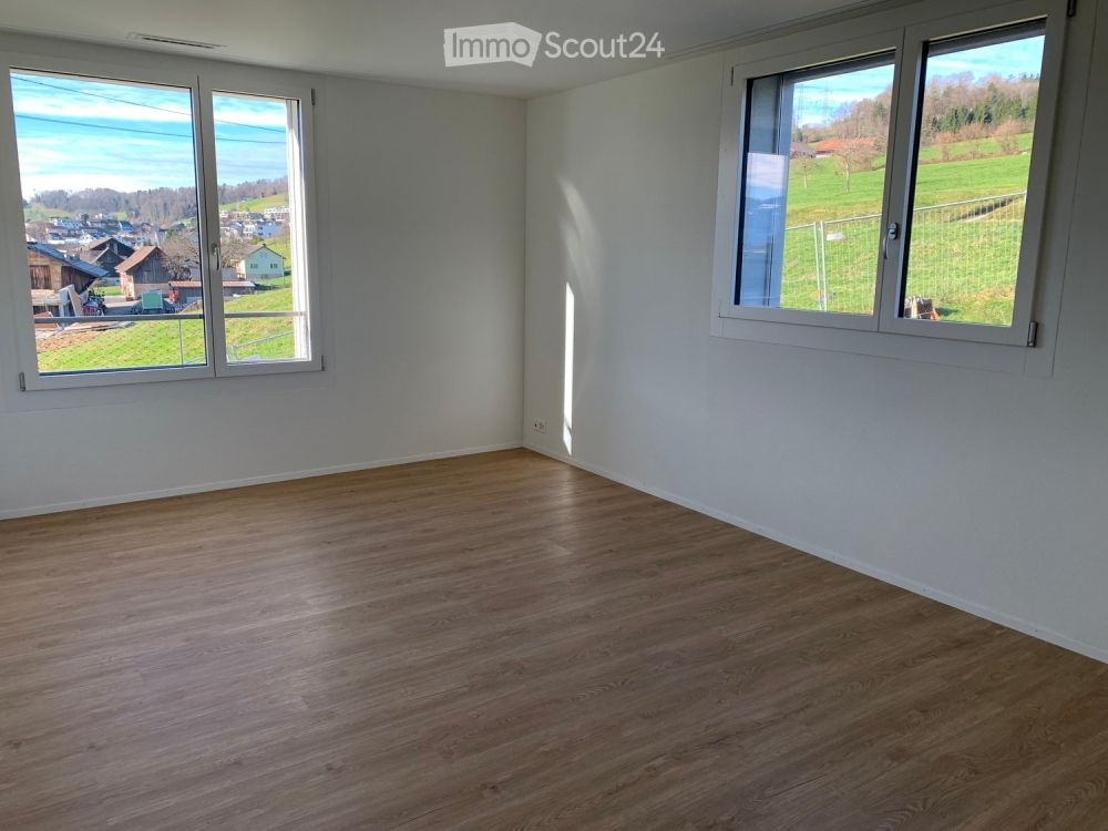 Wohnen mit Weitblick – Moderne 5.5-Zimmer-Wohnung in der Überbauung SONNENBÜEL in Eschenbach -  Bild 7