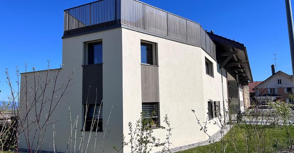 Duplex d"exception 5.5 pièces – terrasse panoramique et cadre idyllique - Duplex 5.5 pièces - image - 2