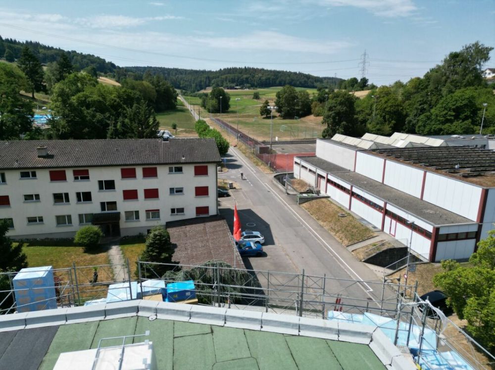 Exklusive Neubau-Attikawohnung mit Weitsicht inklusive zwei Parkplätze -  Bild 4