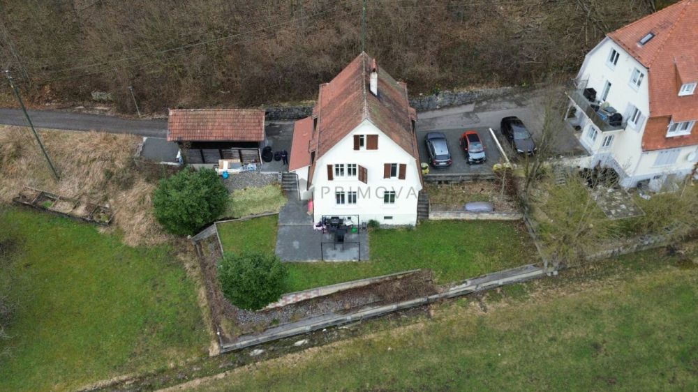 Mehrgenerationen aufgepasst - kernsaniertes Mehrfamilienhaus an ruhiger Waldrandlage - Bild 1