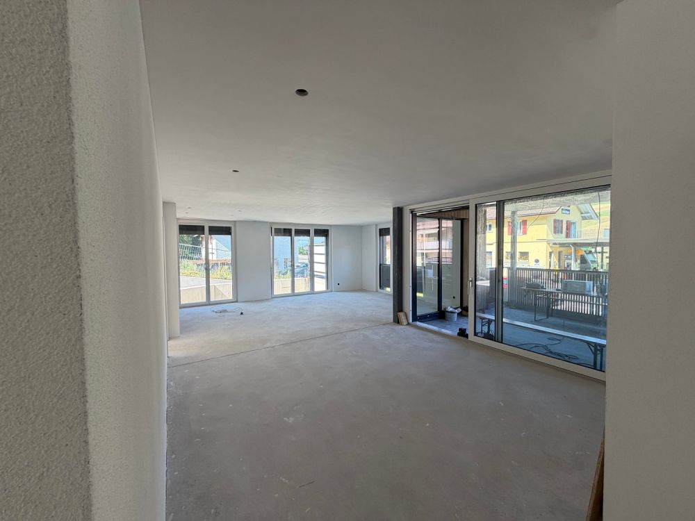 Gemütlicher Sitzplatz, grosse Wohnung! Bezug im Dezember 2026 möglich! Sie wählen den Innenausbau! -  Bild 4