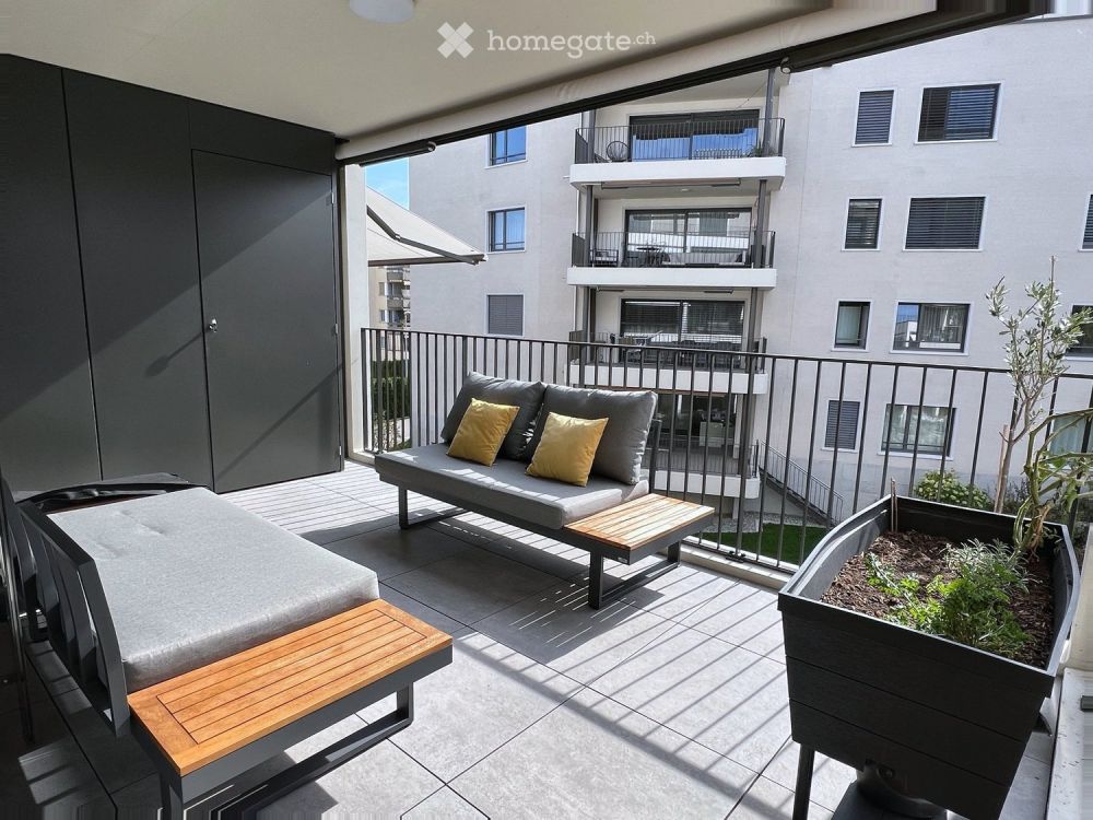 Helle 3.5-Zimmer-Wohnung mit Balkon&Loggia ab Dezember in SG -  Bild 5