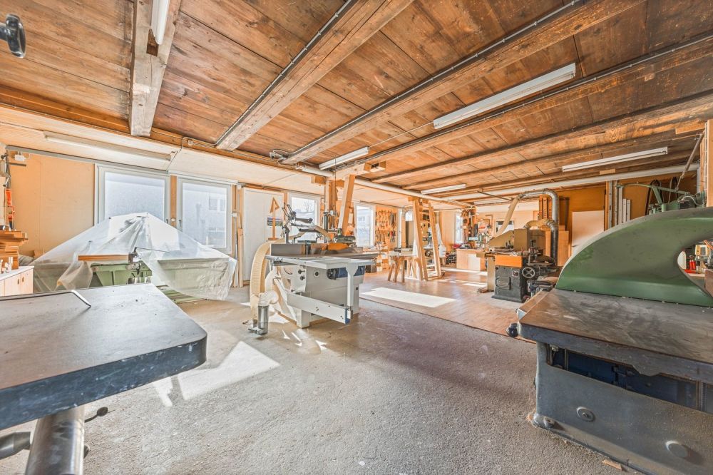 Haus mit Werkstatt und Einlegerwohnung -  Bild 11