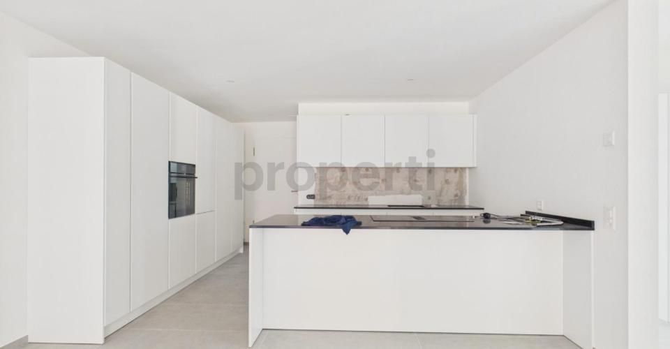 Moderne appartamento 3.5 locali con cantina, Biasca - Appartement 3.5 pièces - image - 1