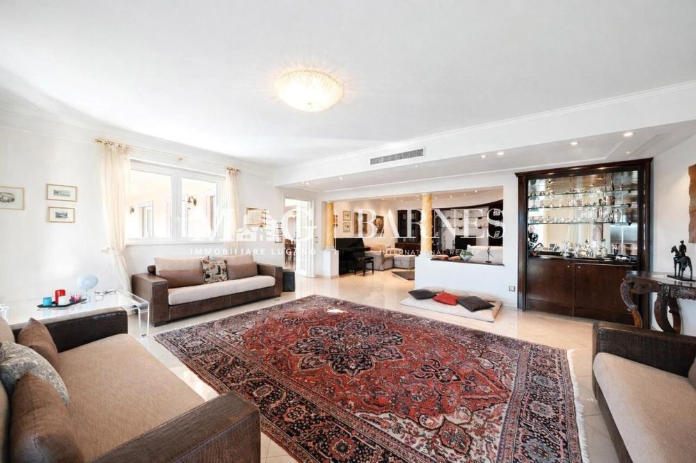 Elegante Villa con piscina e dépendance - Bild 11