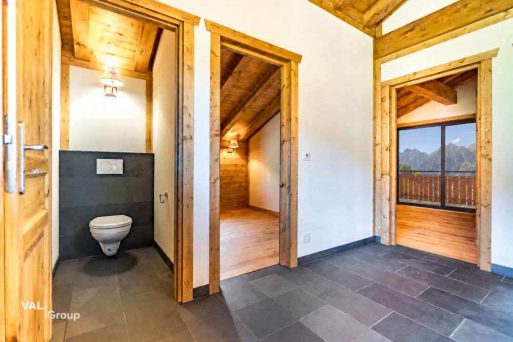Das letzte Chalet: Neubau mit Zweitwohnsitz in Grächen -  Bild 11