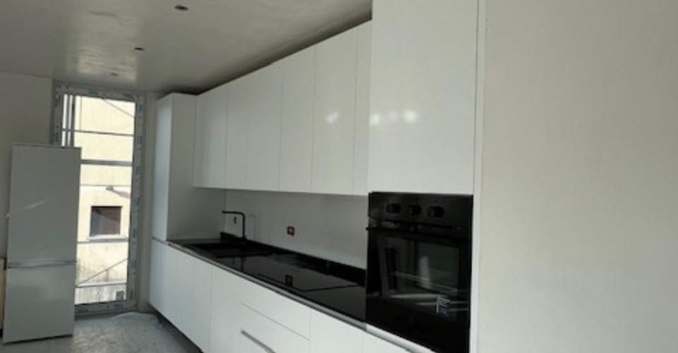 Appartement moderne et confortable de 4,5 pièces à Vacallo : espace, luxe et commodité - Appartement 4.5 pièces - image - 2