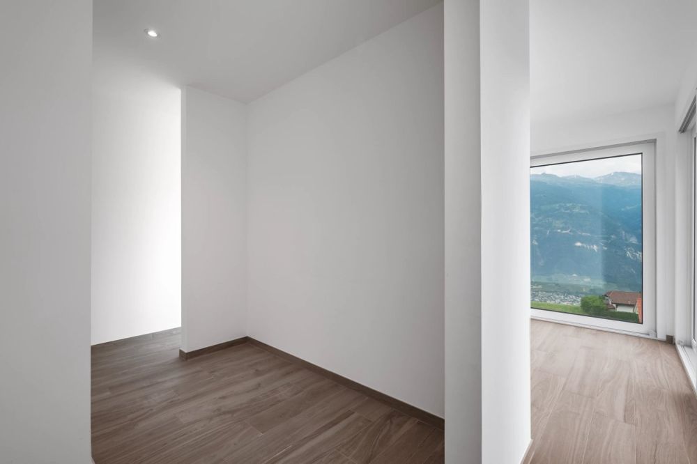 Brandneues zeitgenössisches Villenhaus in Crans-Montana -  Bild 13