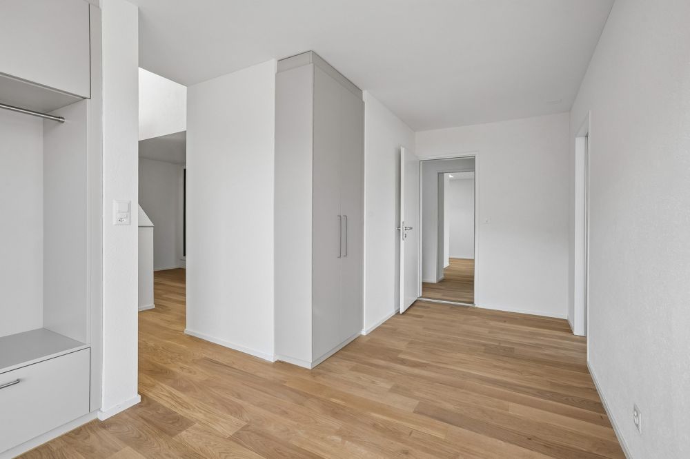 Exklusive 6.5-Zimmer-Wohnung  Erstbezug in Adliswil -  Bild 8