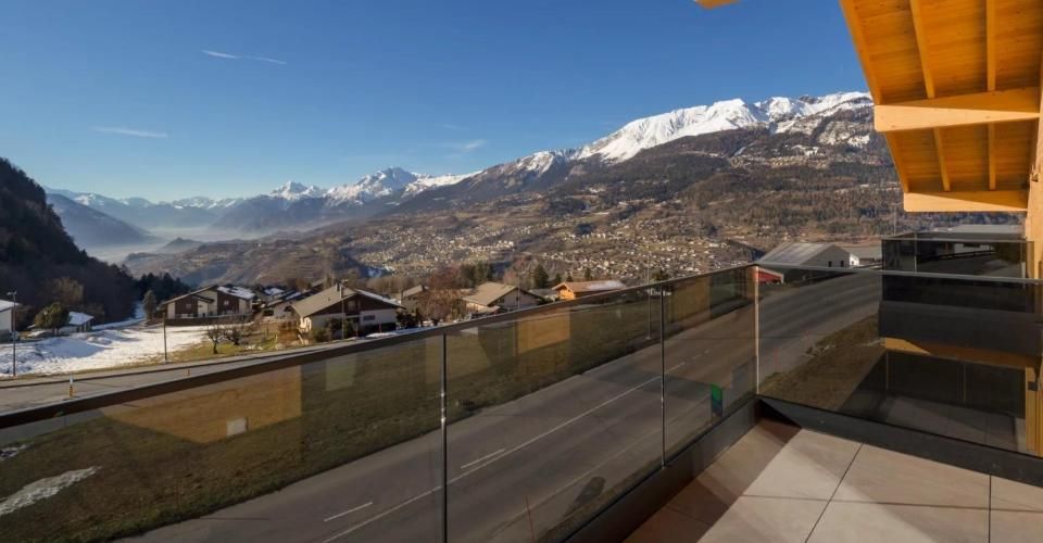 Chalet moderne à Crans-Montana avec vue imprenable - Chalet 6.5 pièces - image - 3