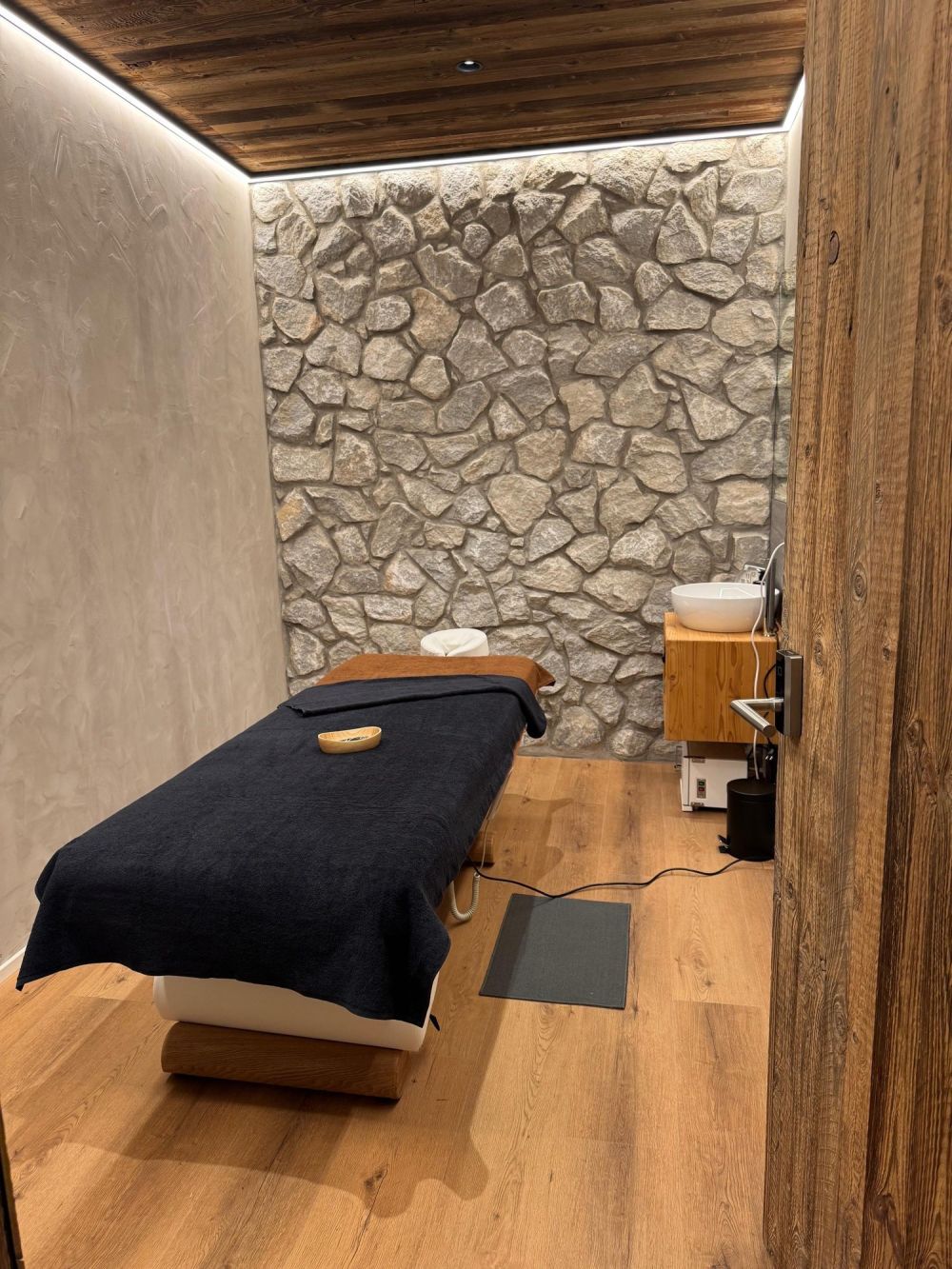 Rare attique sous les toits – Vue directe sur la Dent Blanche et le Cervin - Bild 10