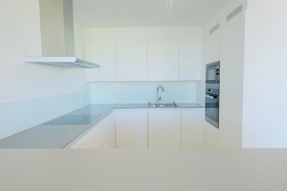 Un raro concetto avanguardista in posizione magnifica - Bild 5