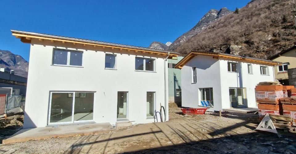 <span lang="fr">Villa individuelle en construction prochaine à Cadenazzo dans un nouveau complexe résidentiel</span> - Maison 5 pièces - image - 4