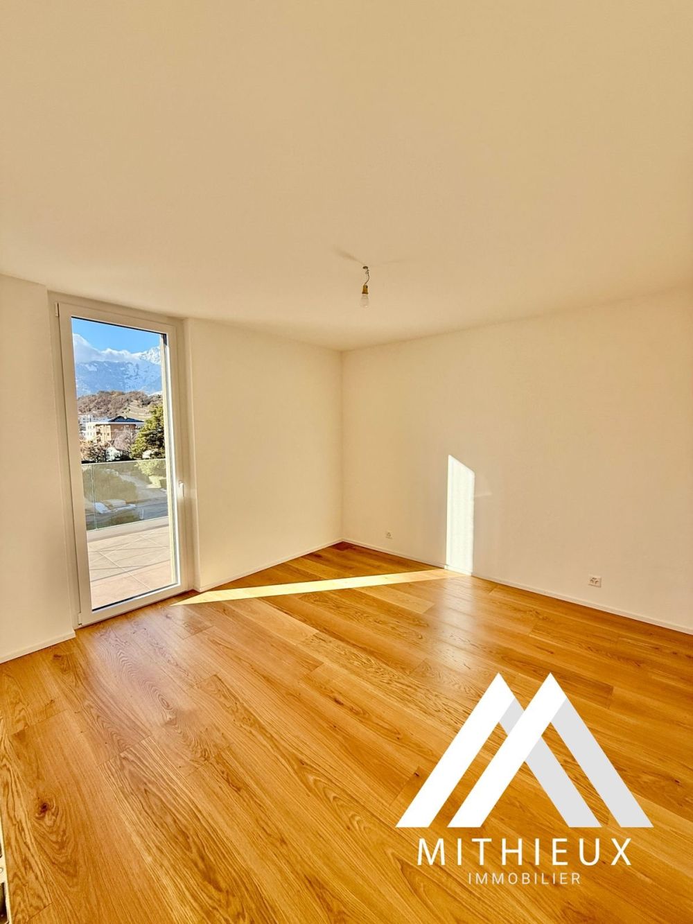ATTIQUE NEUF DE 3.5 PCES, 112 M2 + TERRASSE PRIVÉE - SION - Bild 8
