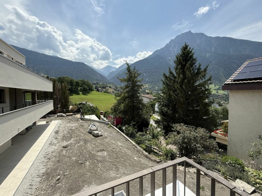 Einzigartige Wohnung mit alpinen Weitblick in Brig und grosser Sonnenterasse -  Bild 1