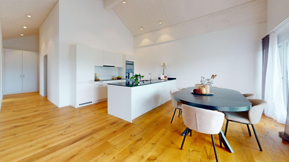 Exklusive 4.5 Zimmer-Dachwohnung -  Bild 1