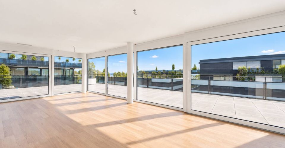 Attique neuf et moderne avec une terrasse rooftop de 95m2 - Attique 4.5 pièces - image - 4