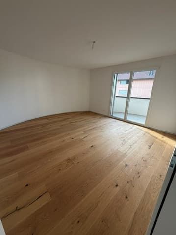 DIE LETZTE 4.5-ZIMMER WOHNUNG MIT 2 BALKONEN IM KERN VON SCHMITTEN -  Bild 6