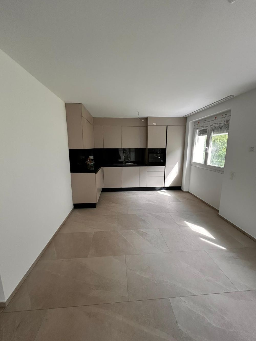 Casa Bifamiliare di 4.5 Locali a Cresciano -  Bild 3