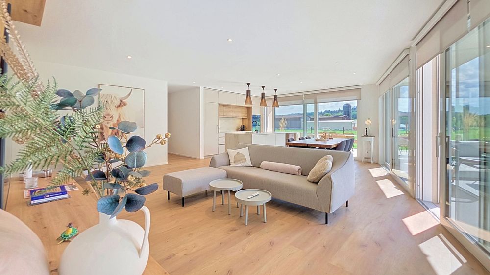 Magnifique appartement 4.5 pces avec jardin à Fétigny / FR - Séjour / salle à manger / cuisine