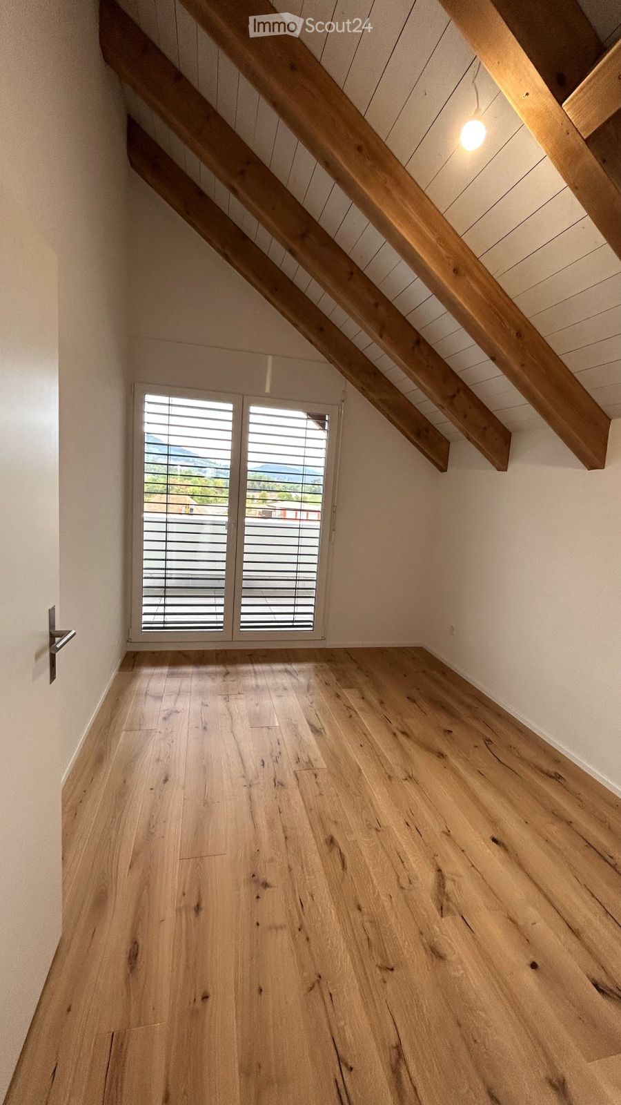 KERNSANIENIERTE UND HOCHWERTIGE 3½-ZI.-WOHNUNG -  Bild 8