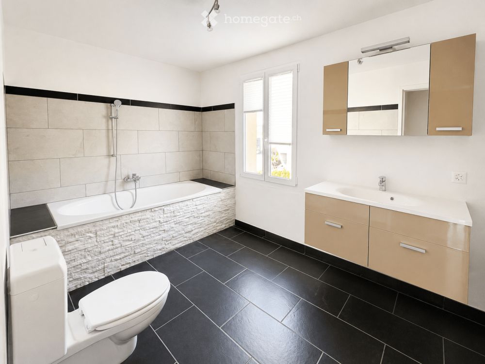 Wohnung in freistehender Jugendstilvilla mit Charakter – 5.5 Zimmer, 160 m², Garten -  Bild 8