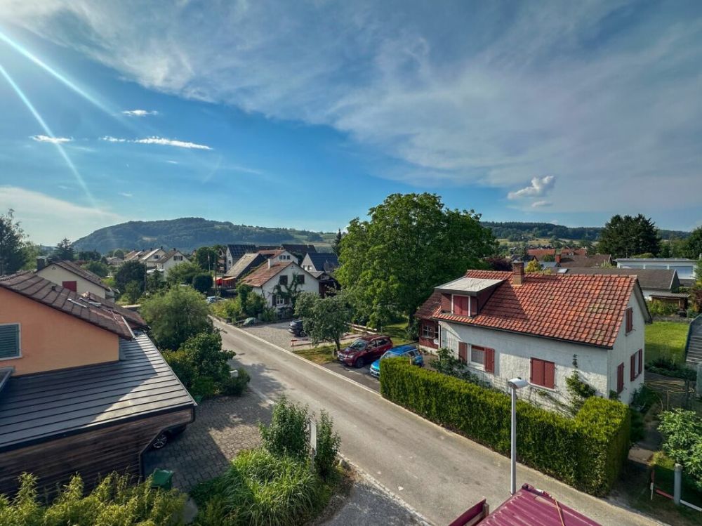 2½-Zimmer Attikawohnung - Mit Blick ins Grüne und in die Abendsonne -  Bild 6