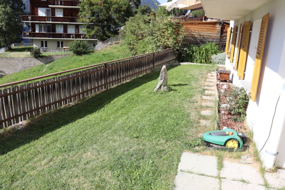 Stilvolle 2.5-Zimmer-Wohnung mit Garten und Terrasse in Grächen! - Bild 8