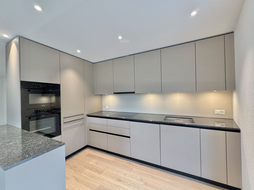 Exklusive 3.5 Zi. Wohnung mit Sitzplatz, bevorzugte Lage -  Bild 6