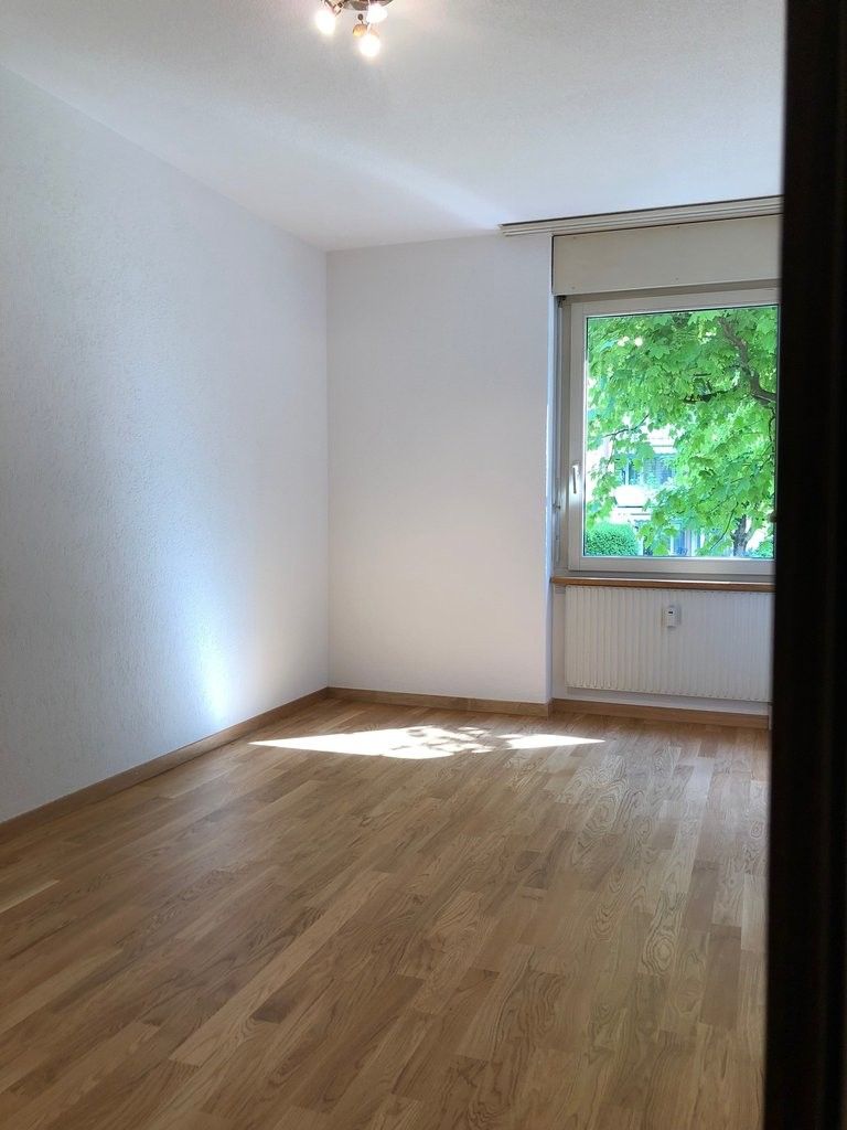 Befristete 3.5-Zimmerwohnung mit sonnigem Sitzplatz - IMG_0376.jpg