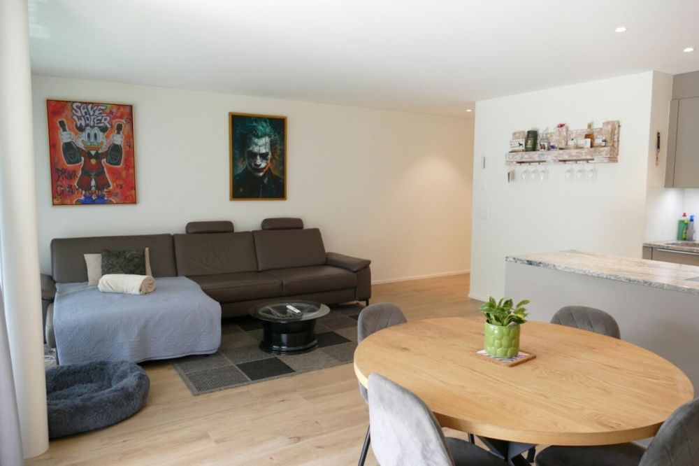 4.5-Zimmer-Erdgeschosswohnung mit Gartensitzplatz -  Bild 3