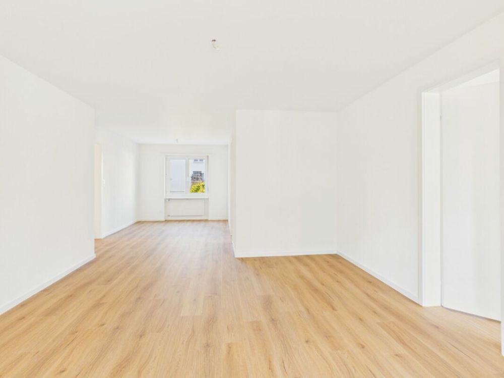 Erstbezug nach Totalsanierung: Stilvolle 4.5-Zimmer-Wohnung mit Top-Anbindung -  Bild 6