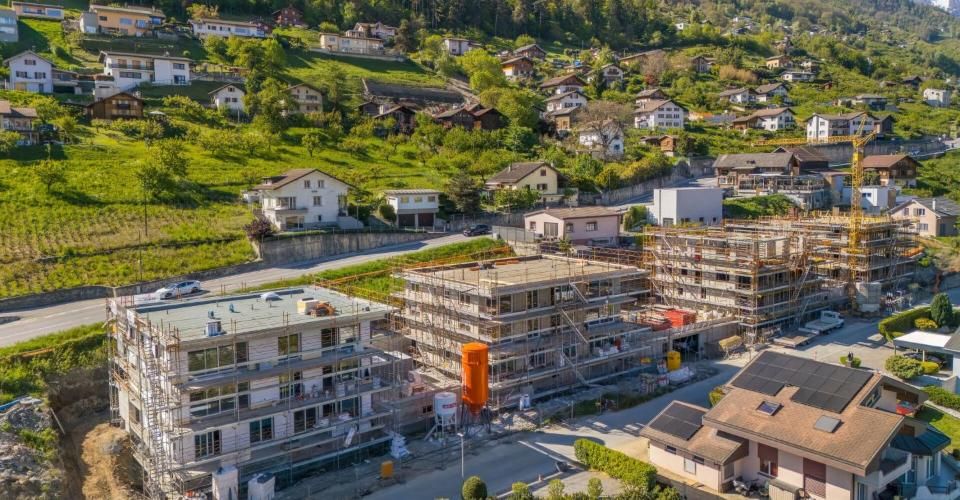 Appartement moderne avec balcon généreux - Appartement 3.5 pièces - image - 1