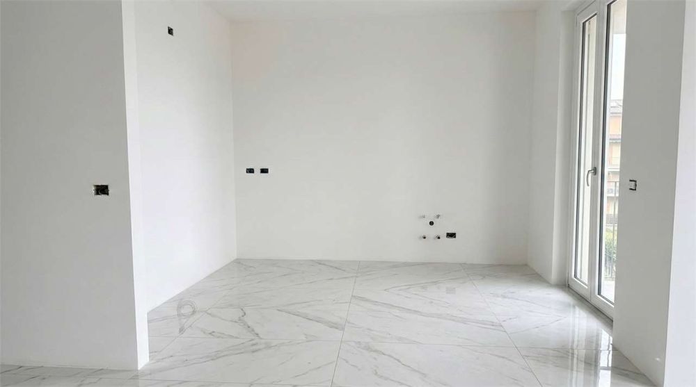 Ampio trilocale con Giardino in Residenza con Piscina e Parco Giochi -  Bild 11
