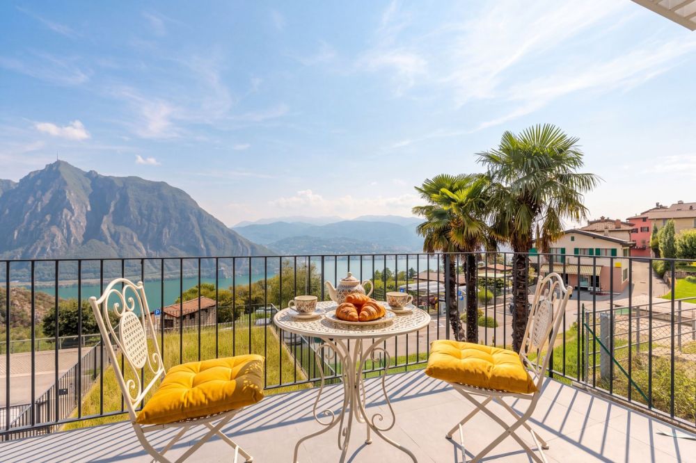 ESCLUSIVA E SPLENDIDA VILLA VISTA LAGO 6.5 LOCALI A PUGERNA -  Bild 7