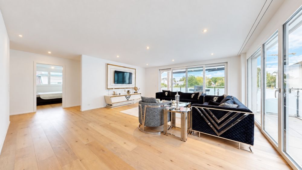 Grosszügige 4.5 Zimmer Neubauwohnung mit 56 m² Terrasse -  Bild 3