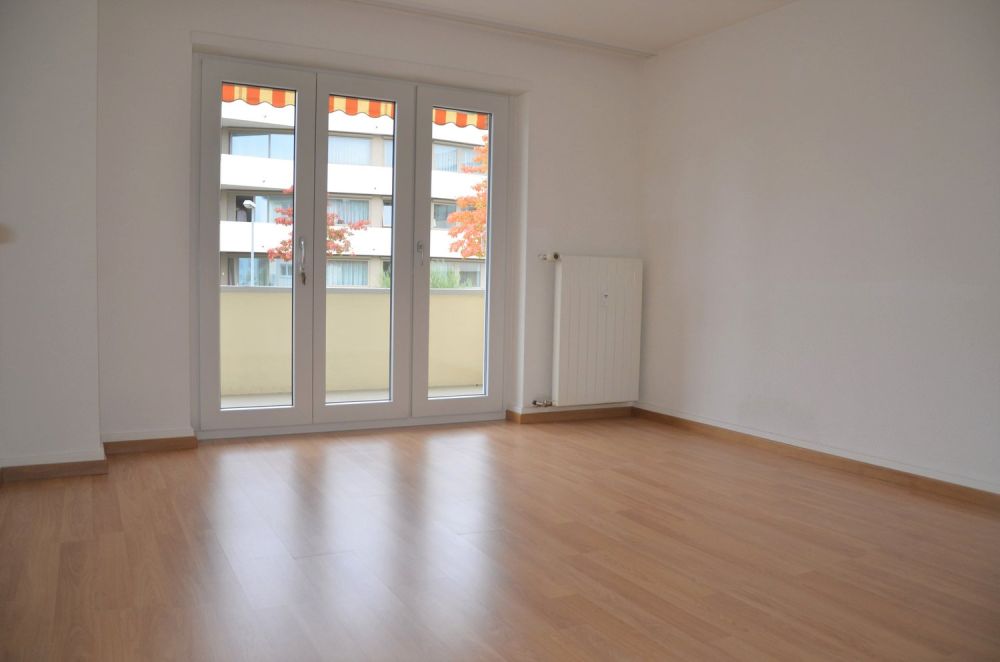 Moderne 3-Zimmer-Wohnung mit Balkon an zentraler Lage -  Bild 4